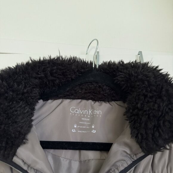 Calvin Klein Performance Puffer Vest Women's Size M Beige Tan Black Jacket - Picture 5 of 10